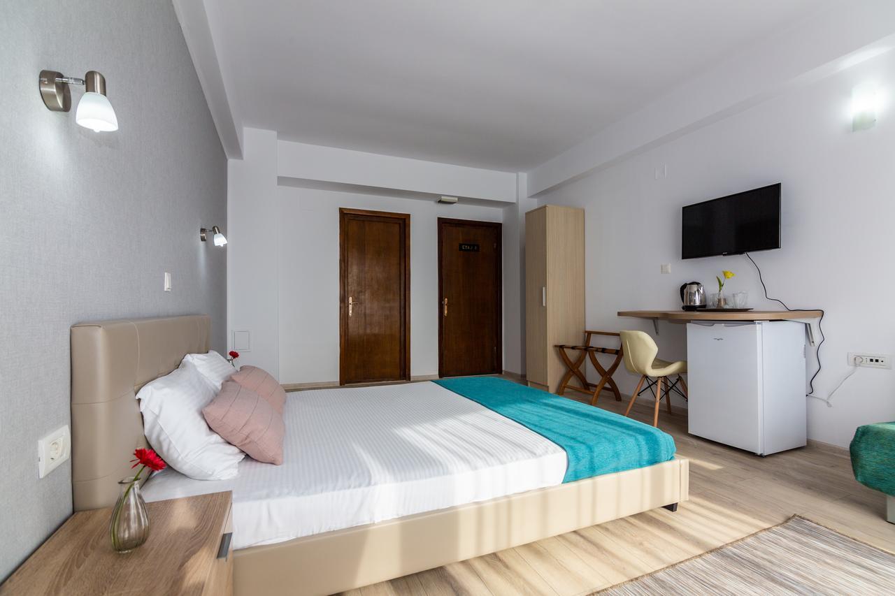 Hotel Adriano Pe Plaja Belona Eforie Nord Zewnętrze zdjęcie