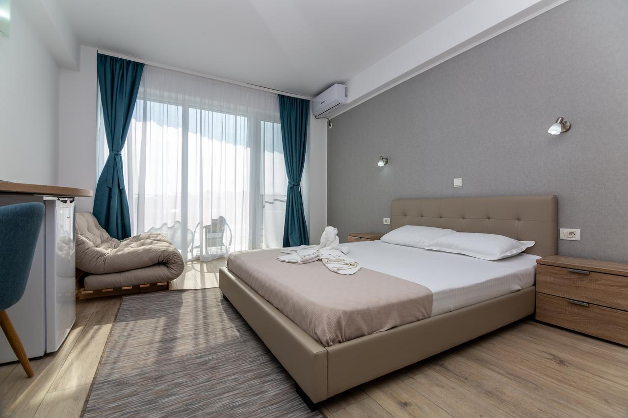 Hotel Adriano Pe Plaja Belona Eforie Nord Zewnętrze zdjęcie