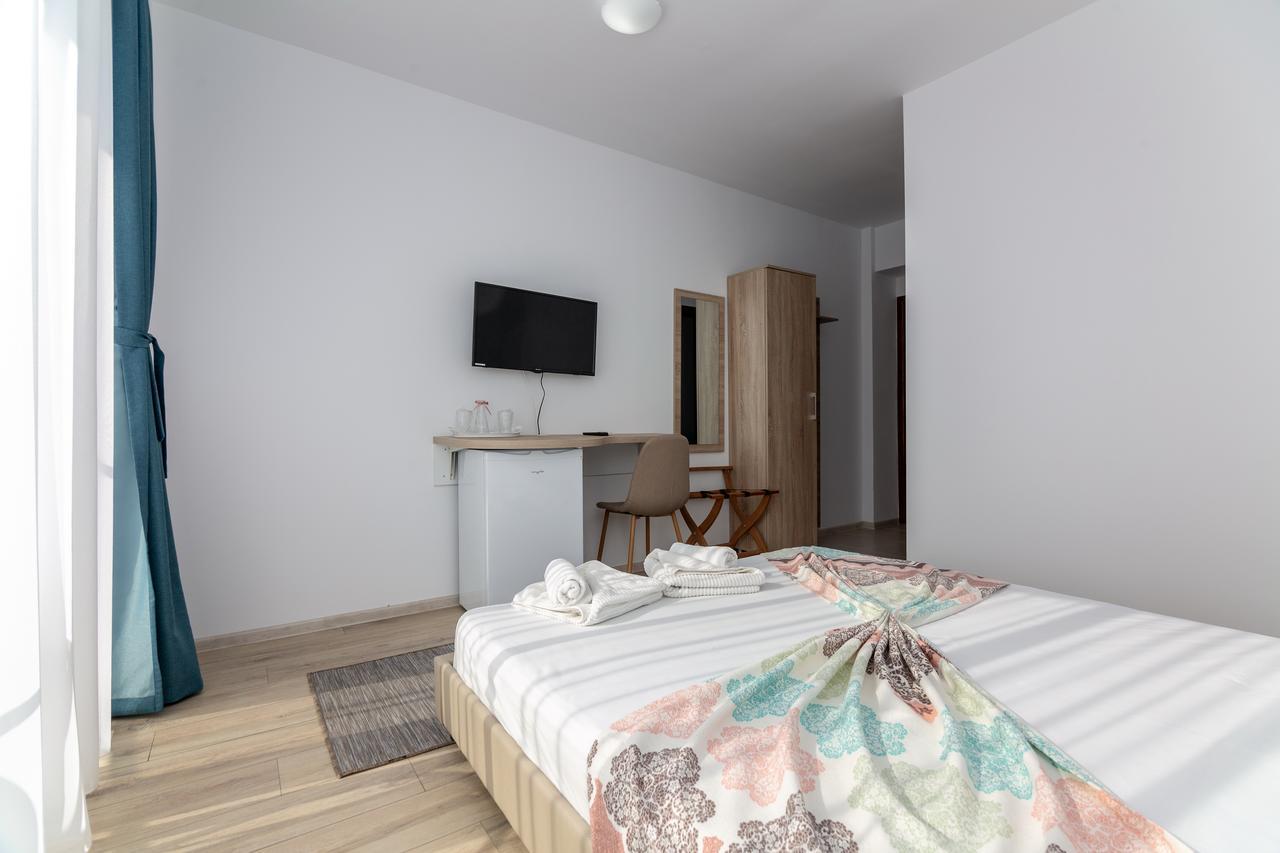 Hotel Adriano Pe Plaja Belona Eforie Nord Zewnętrze zdjęcie